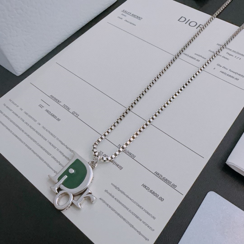 chr1st1an D10r necklaces